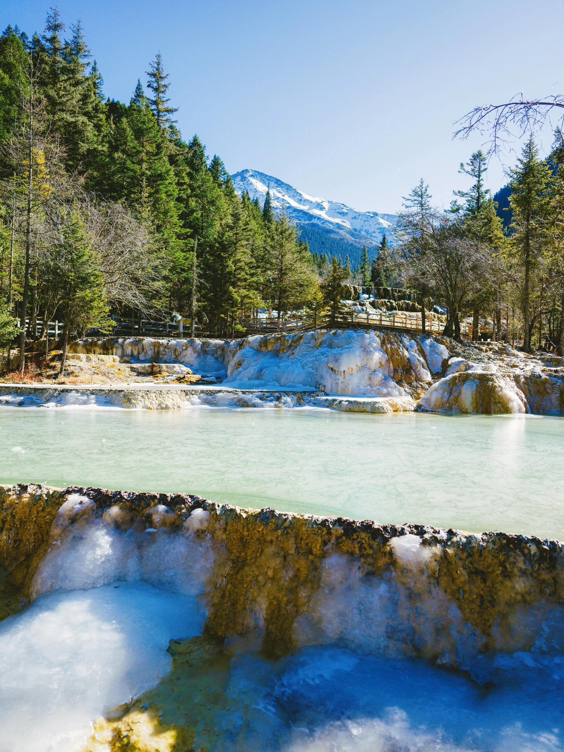 九寨沟旅行大概需要多少钱_九寨沟旅游需要_九寨沟旅游一般要多少钱
