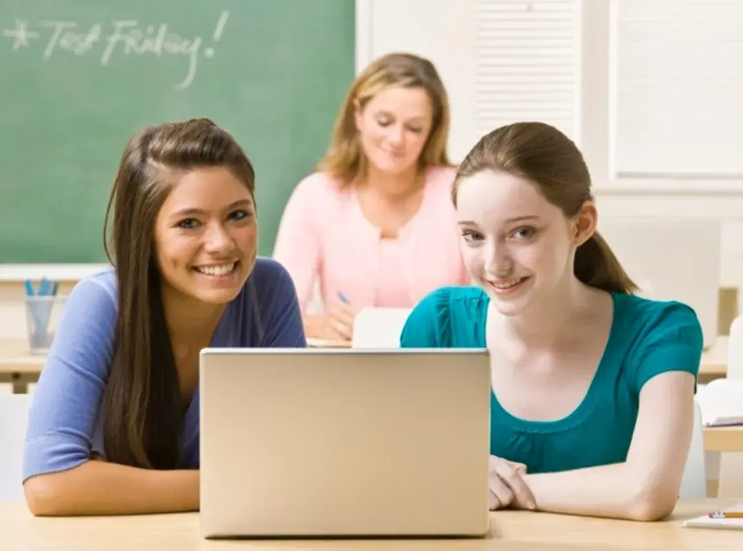 电子科技大学计算机科学与工程学院_电子科技大学工程技术学院_电子科大计算机科学与工程