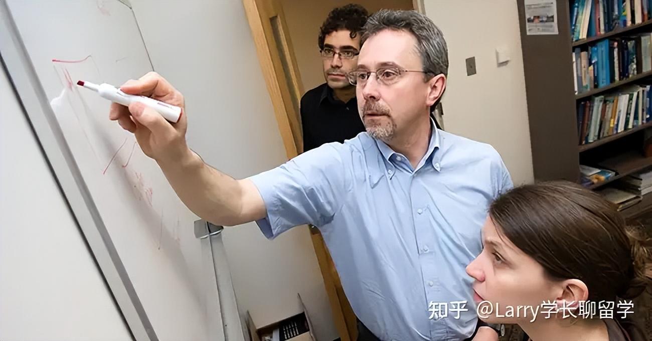 电子科技大学计算机科学与工程学院_电子科大计算机科学与工程_电子工程与计算机科学系