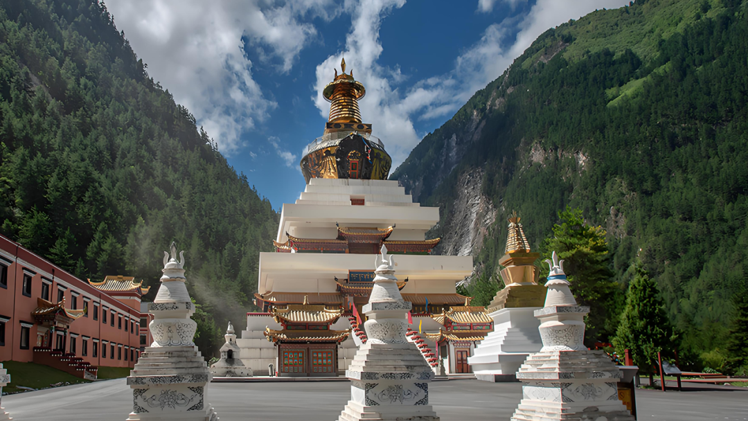 现在去九寨沟旅游要多少钱一周_现在去九寨沟门票需要预定吗_现在去九寨沟旅游要多少钱