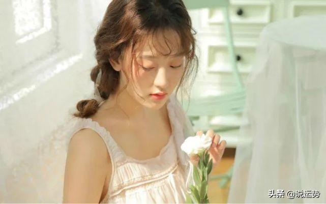狮子座女生性格_狮子座性格女生强势嘛_狮子座性格女生特点