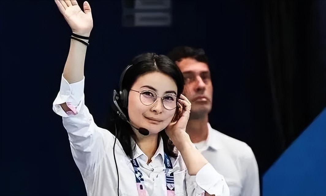 徐子淇个人资料_徐子淇老公李家诚资料_徐子淇父母资料