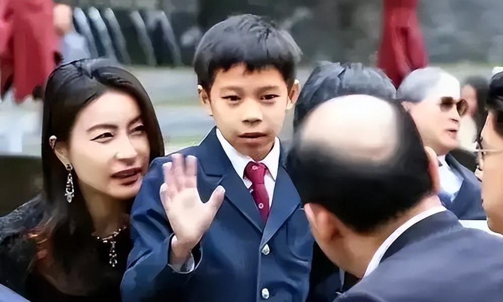 徐子淇父母资料_徐子淇个人资料_徐子淇老公李家诚资料