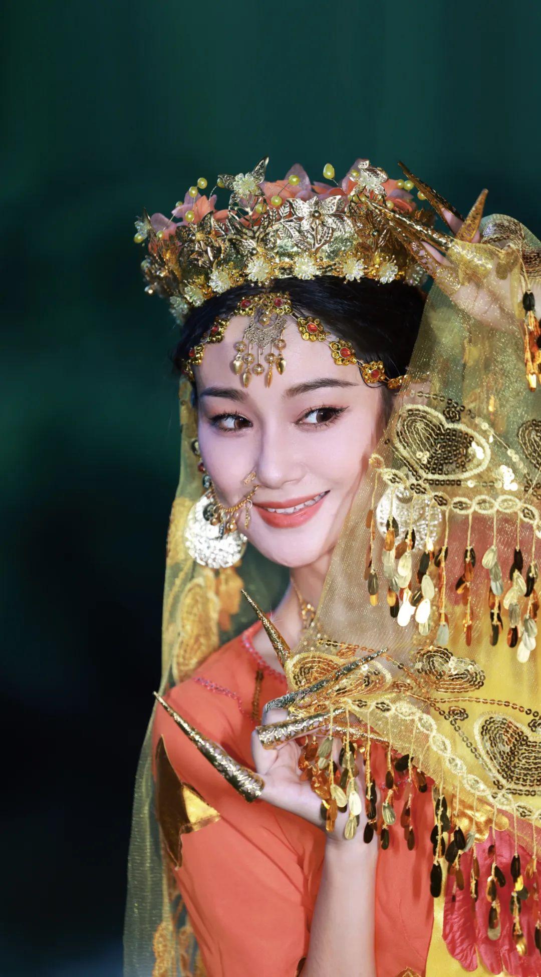 百变姐妹变装论坛j188_变装论坛_cd变装论坛
