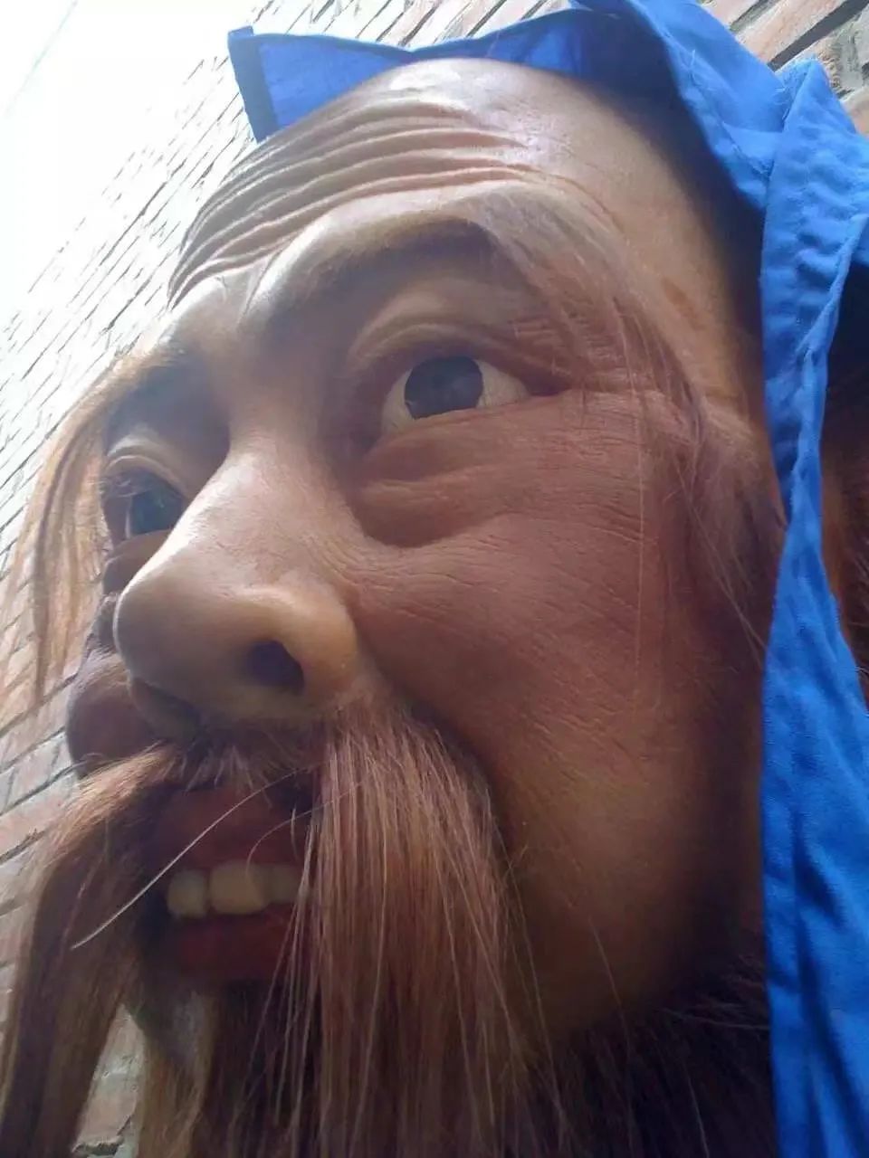 莫比乌斯环象征_莫比乌斯环式故事_莫比乌斯环的隐喻