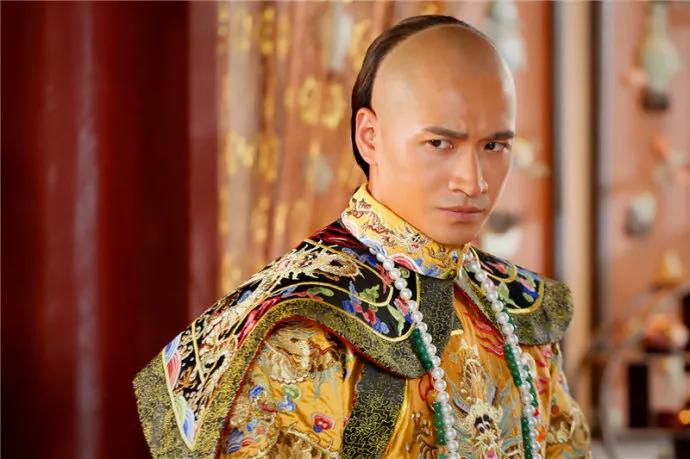 狮鼻和悬胆鼻的图片_狮鼻的男人面相图片_狮鼻