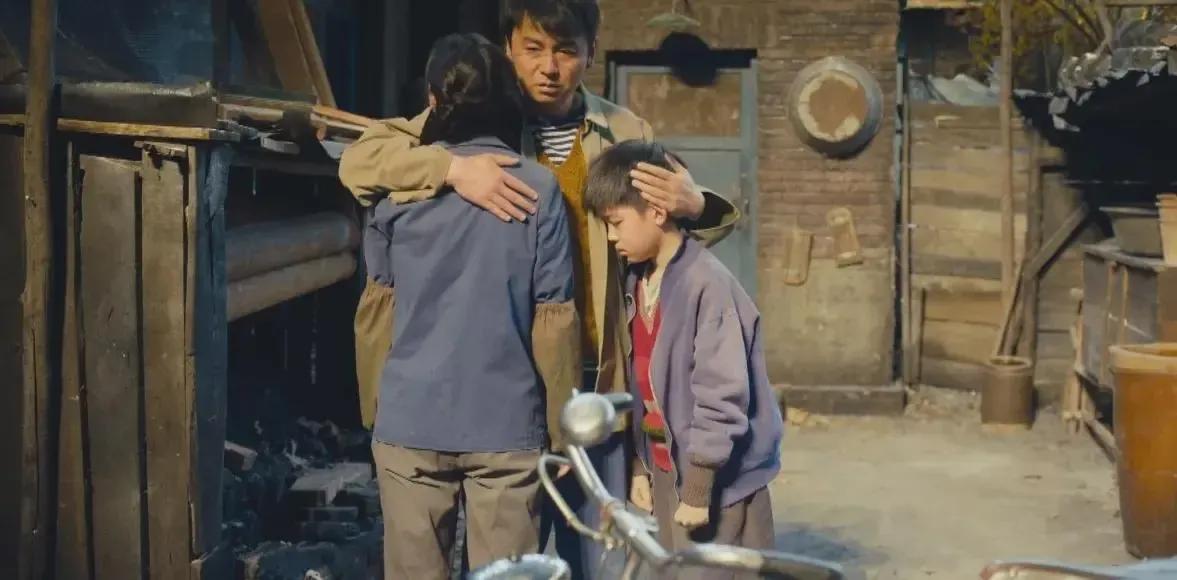 什么样的手相最苦命_命苦的手相_苦命手相什么样子
