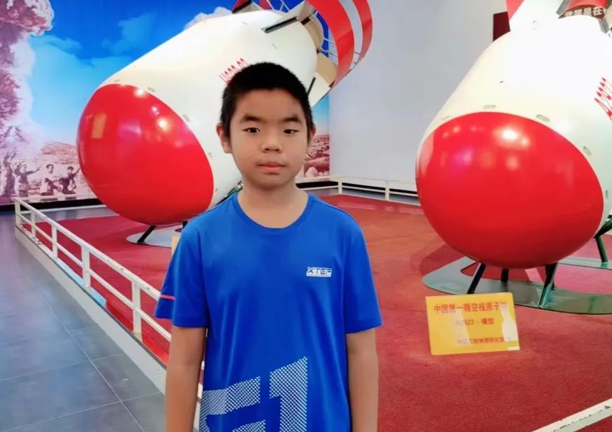 三个硬币摇六次图解_硬币摇卦图解对照表_硬币摇卦图