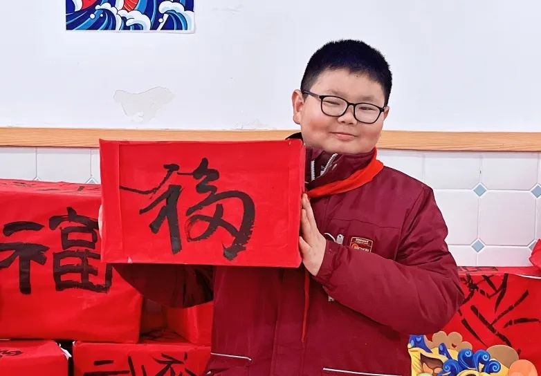 三个硬币摇六次图解_硬币摇卦图_硬币摇卦图解对照表