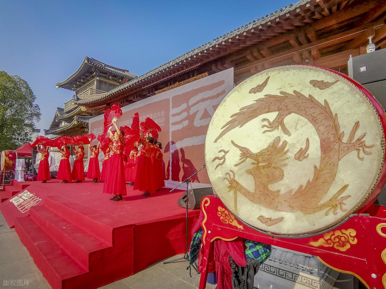 属相是按阴历还是阳历_中国传统文化_十二生肖纪年法